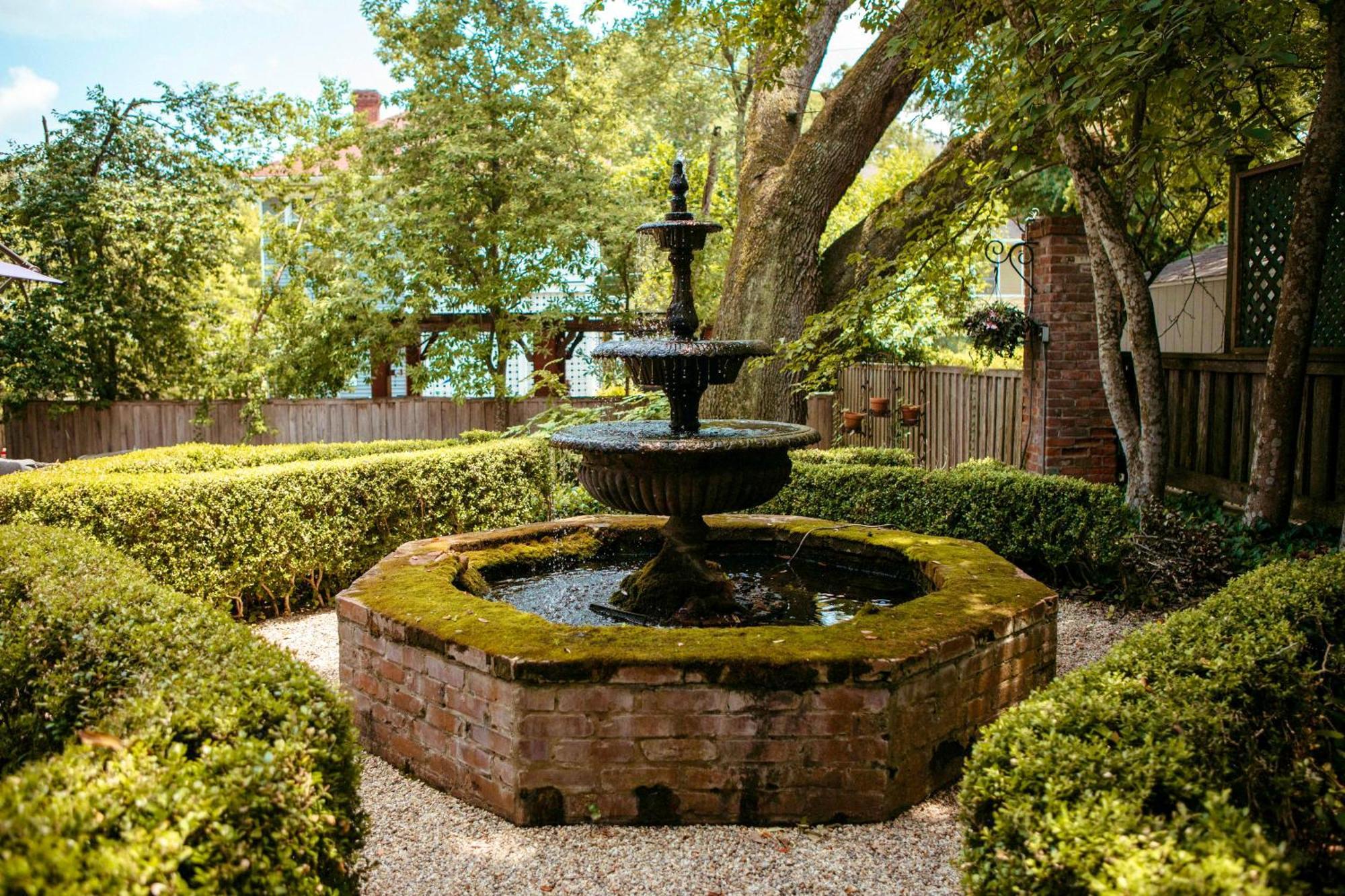 Anchuca Historic Mansion & Inn Vicksburg Eksteriør bilde